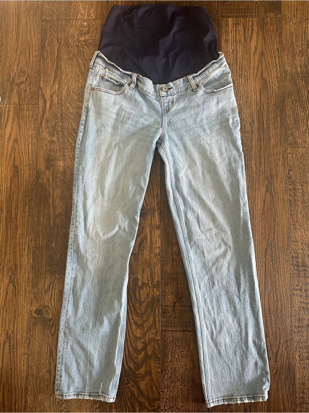 Abercrombie & Fitch The 90s Straight Maternity Jean
